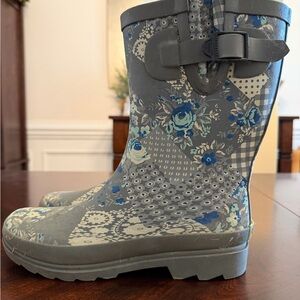 Western Chief Gray and Blue Patterned Women's Rain Boots